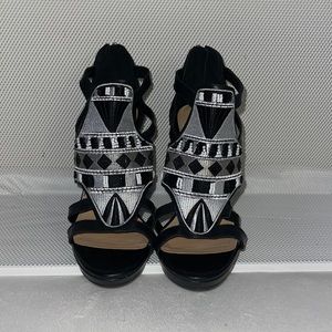 Bcbgeneration embroidered leather sandal